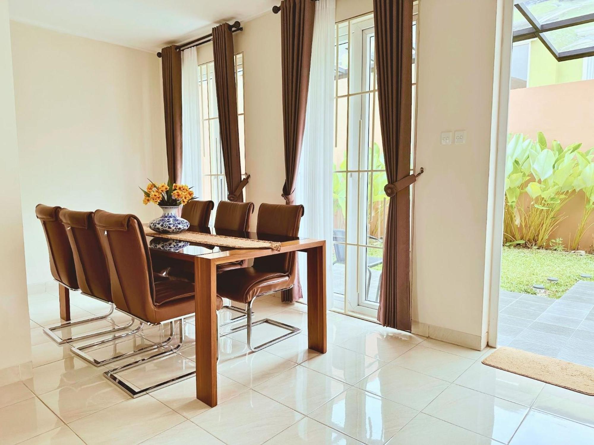 Blessimore Springhill 4Br باليمبانغْ المظهر الخارجي الصورة